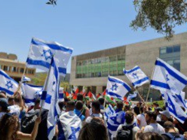 Antizionismus und Gewalt: Ausschreitungen arabischer Kundgebungen an israelischen Universitäten