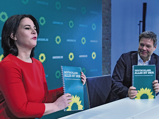 Der angekündigte Staatsstreich der Grünen:  Das übergeordnete und allmächtige Klima-Ministerium