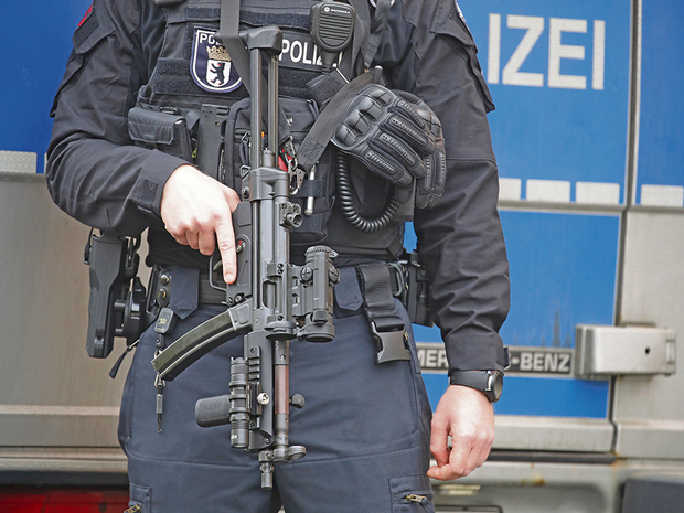 Plötzliche Aufrüstung der Polizei als Eingeständnis politischen Scheiterns