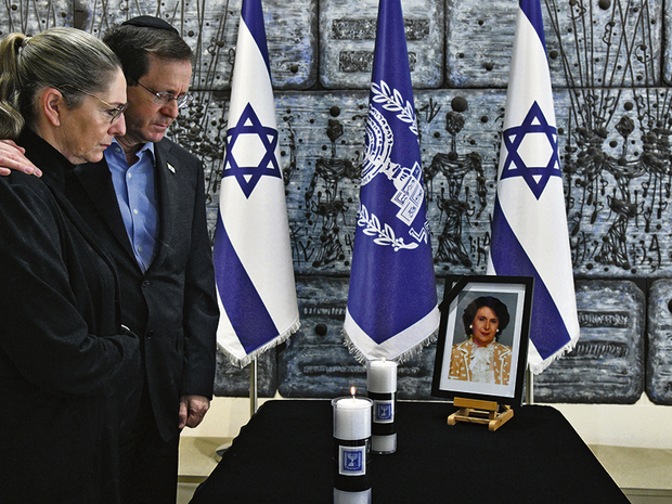 Aura Herzog, Mutter des israelischen Präsidenten, im Alter von 97 Jahren verstorben