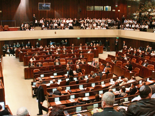 Israel wählt am 27. Oktober: Wer Netanjahu herausfordert – und worum es 2026 wirklich geht