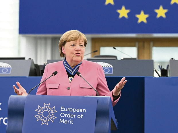 EU-Verdienstorden für Migrationskanzlerin Angela Merkel