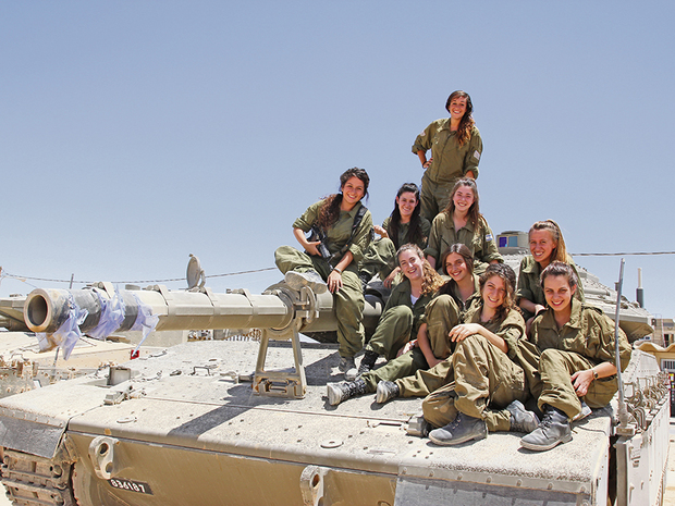 Geschlechtergleichstellung: Erstmals rein weibliche Panzerbesatzungen in der israelischen Armee 