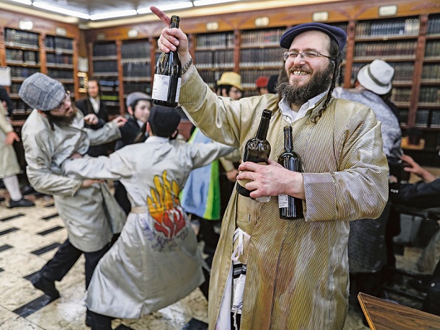 15 Fakten über Purim, die jeder Jude kennen sollte