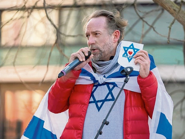 Interview mit Michael Simon de Normier - „Antisemitismus klingt viel zu harmlos“