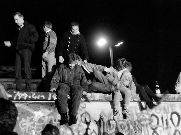 35 Jahre nach der Wiedervereinigung und nur 80 Jahre nach dem Ende des Holocausts: Die Verunmöglichung eines offenen jüdischen Lebens ist nicht mehr zu übersehen